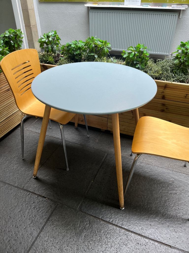 Cafe Tables