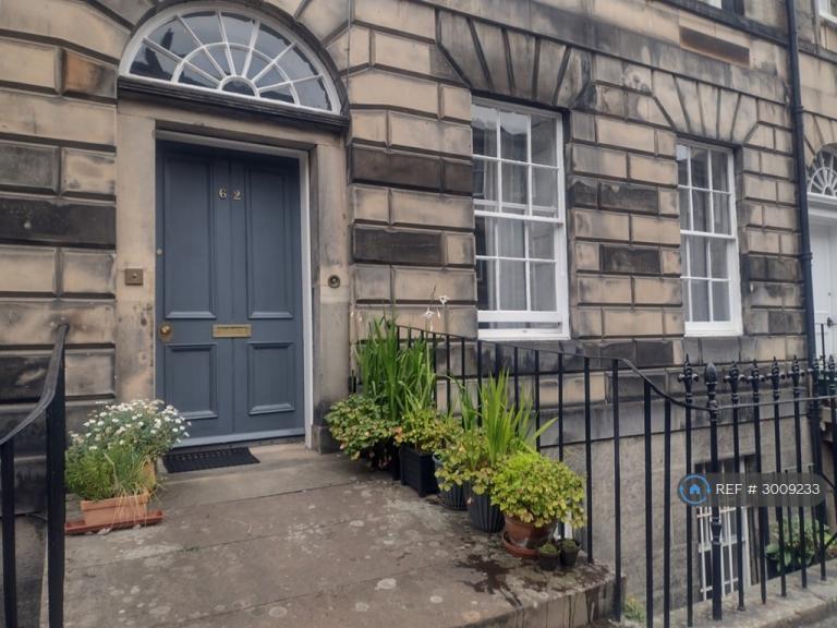 1 bedroom flat in Cumberland Street, Edinburgh, EH3 (1 bed) (#3009233)