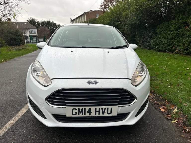 Ford, FIESTA, Hatchback, 2014, Manual, 1241 (cc), 5 doors