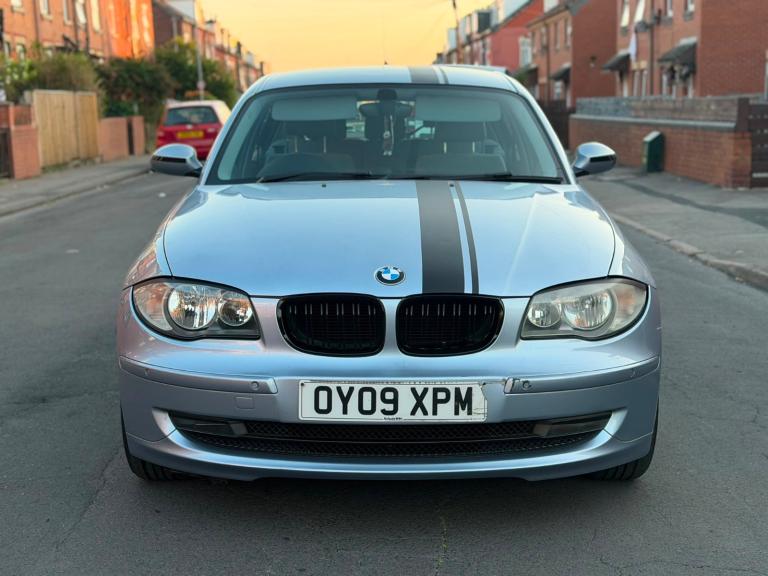 BMW, 1 SERIES, Hatchback, 2009, Semi-Auto, 1995 (cc), 5 doors