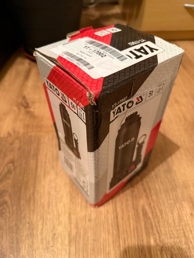YATO bottle hydraulic jack 5T Brand NEW, unused