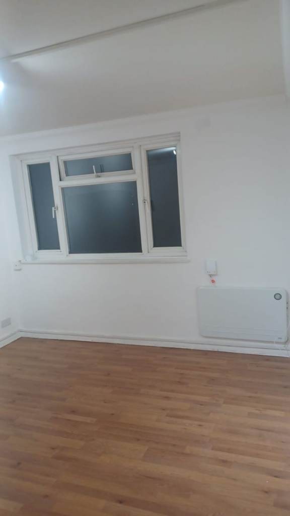 1 bedroom flat near Maidstone Town Centre