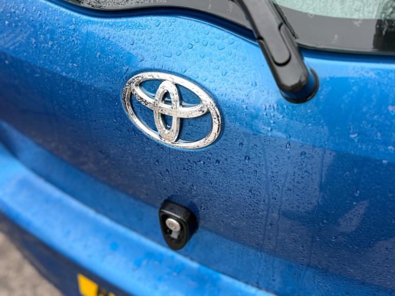 2010 Toyota Yaris 1.33 Dual VVT-i TR Euro 4 (s/s) 5dr HATCHBACK Petrol Manual