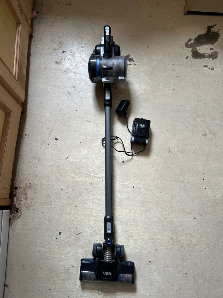 Vax cordless vacuum cleaner with 2 batteries