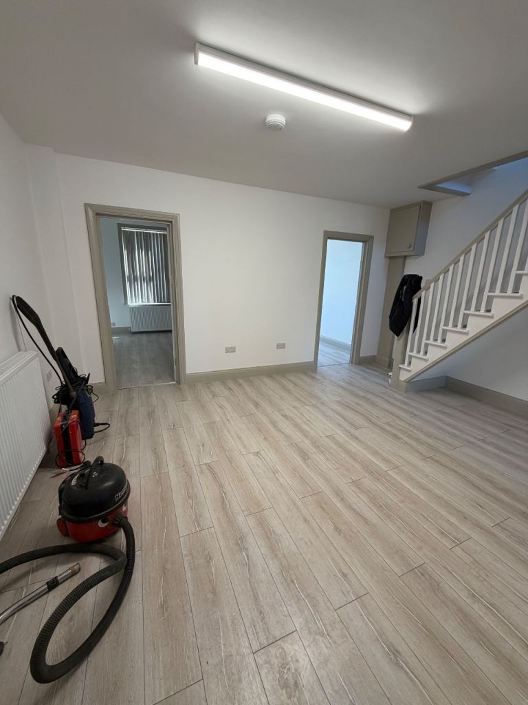 Four Bed Flat Two toilets, Ilford, IG1 1TF