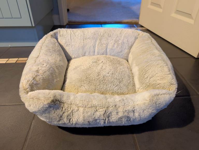 Dog bed