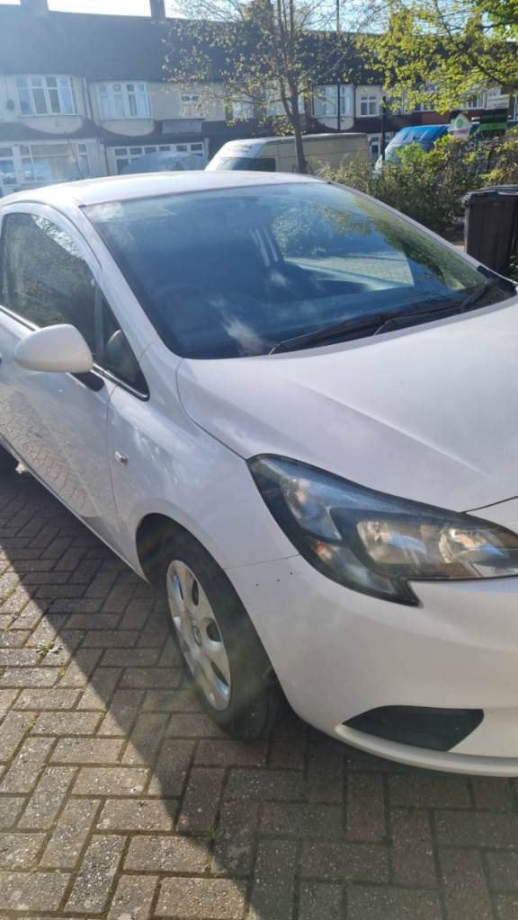 Small delivery/collection services offered london, south north east and west