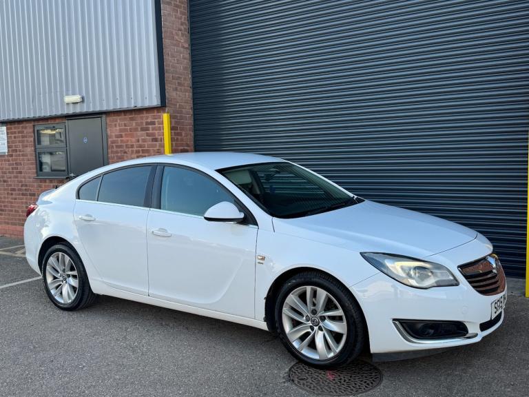 2015 Vauxhall Insignia 2.0 CDTi [140] ecoFLEX SRi 5dr [Start Stop] HATCHBACK Diesel Manual