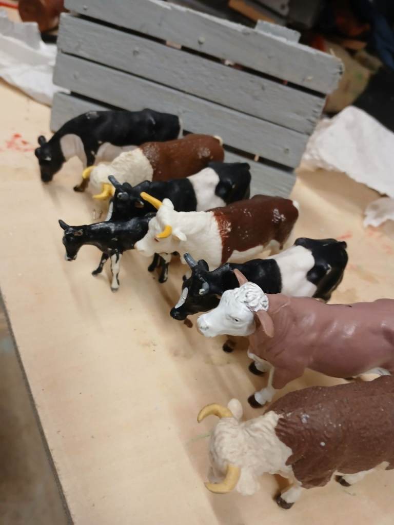 Farm Animals BUILD YOUR FARM UP 