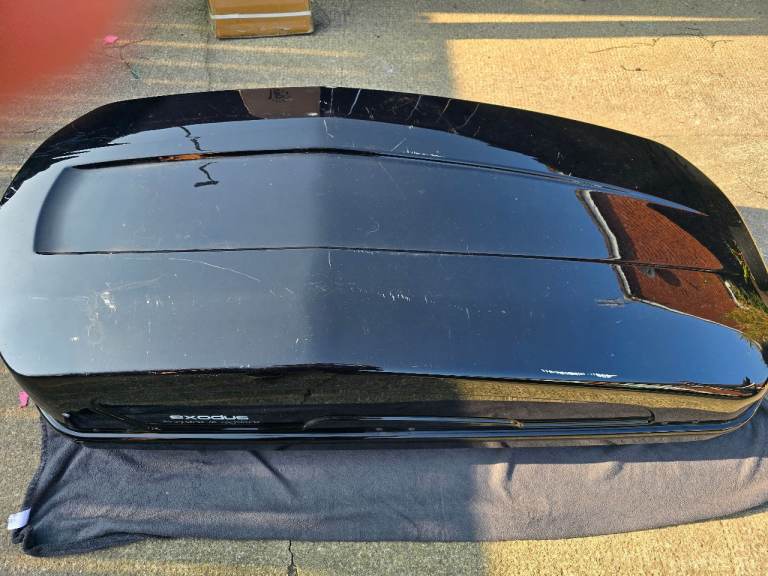 Exodus 470 litre roof box