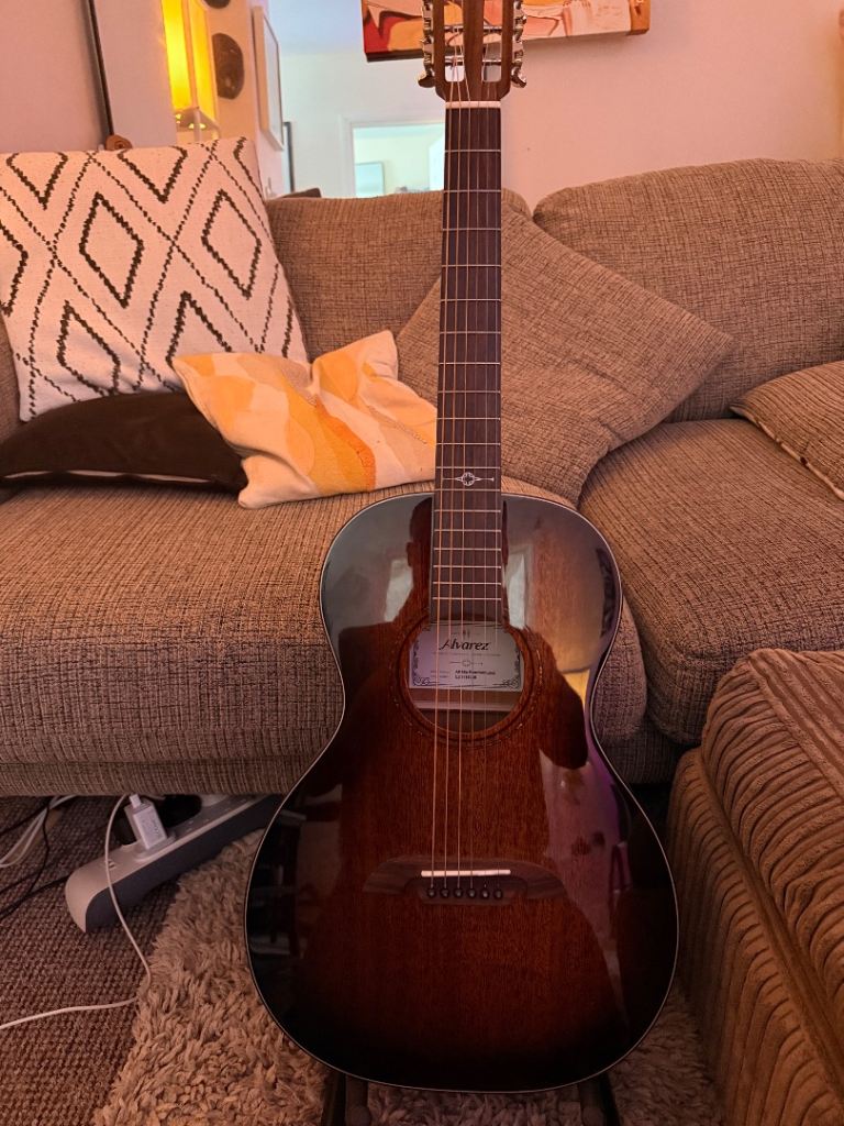 Alvarez Artist Series AP66e Shadowburst