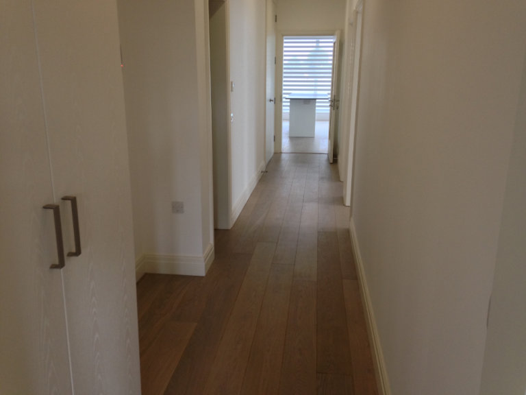 Quality Development Ground 3 Double Bed 2 Bath Flat Open Plan Doors Garden Drive VeryNearTubeShops