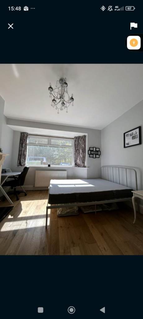  Bright Room Available in Leafy St.Andrews  For Female – All Bills Included!