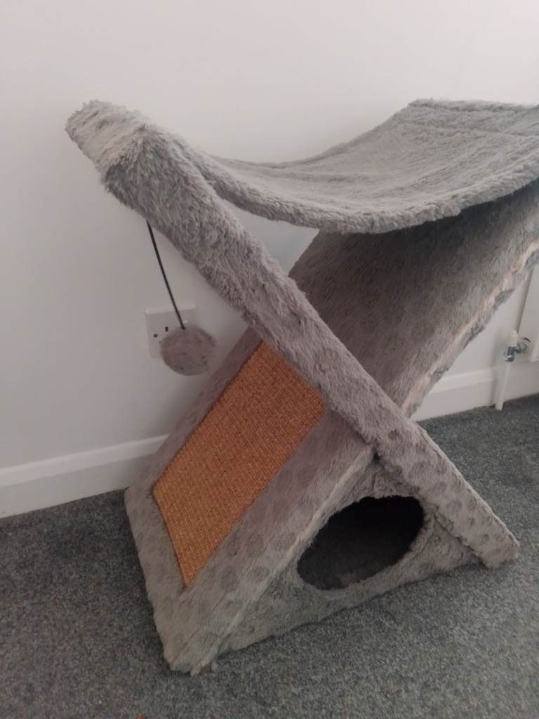 Kitten scratcher/bed/playhouse.