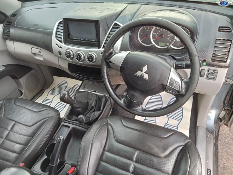 MITSUBISHI L200 2.5 DI-D Barbarian Grey Manual Diesel 2010