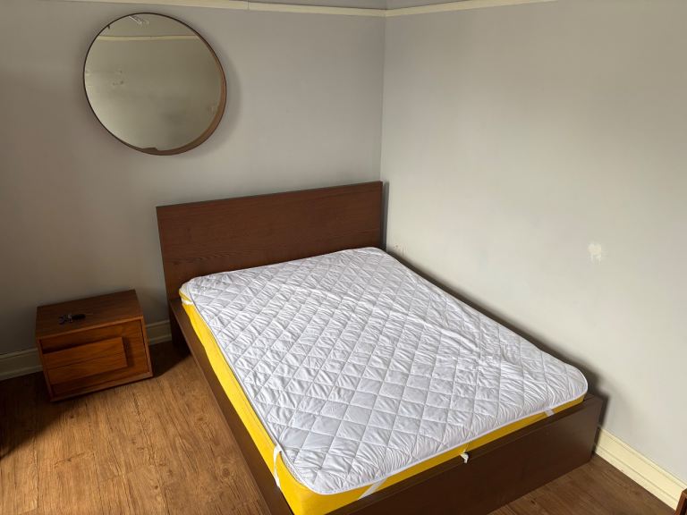 1 bedroom flat in Edmonton 