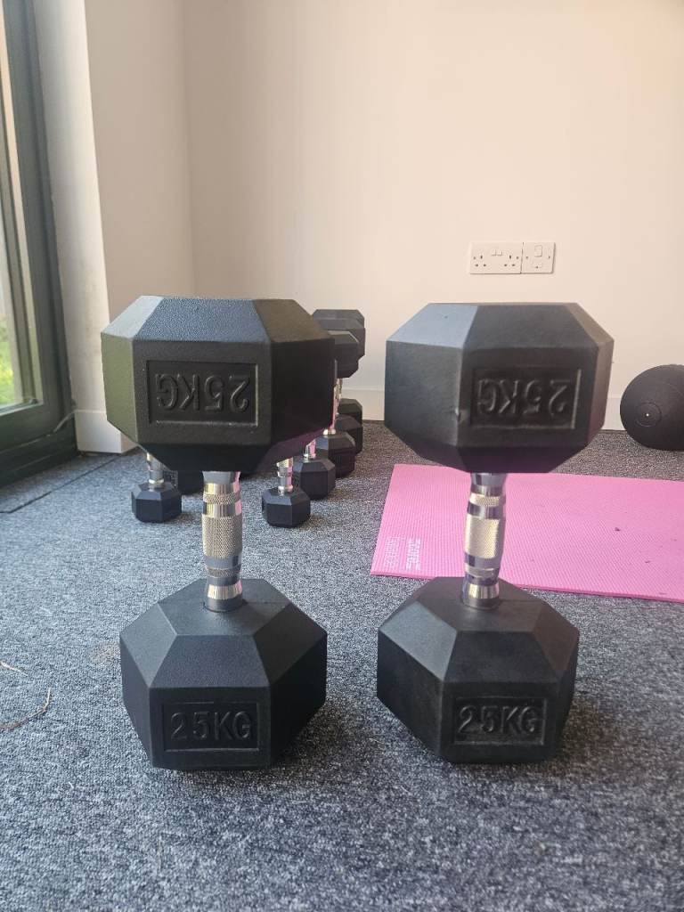 Pair of 25KG Hex Dumbbells – Good Condition