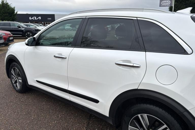  Kia Niro Hybrid 1.6 Gdi 2 Suv 5dr Petrol Hybrid Dct Euro 6 s/s 139 Bhp Petrol