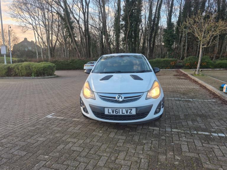 2011 Vauxhall Corsa 1.4 SE 3dr Auto HATCHBACK Petrol Automatic