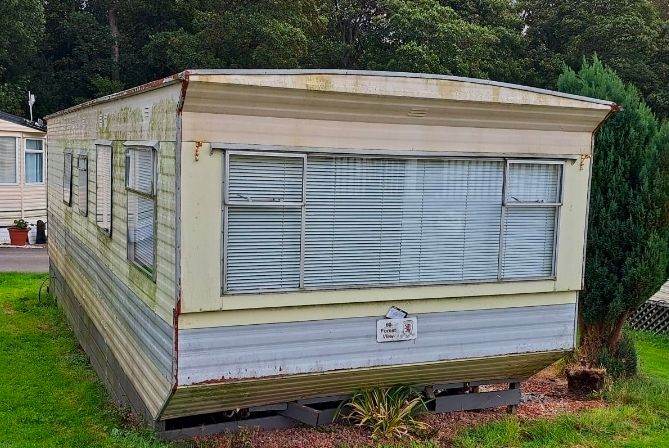 Static caravan 10 x 28 