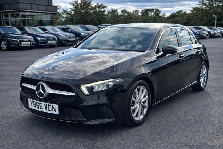 2018 Mercedes-Benz A-Class 1.5 A180d Sport (Executive) 7G-DCT Euro 6 (s/s) 5dr HATCHBACK Diesel A...