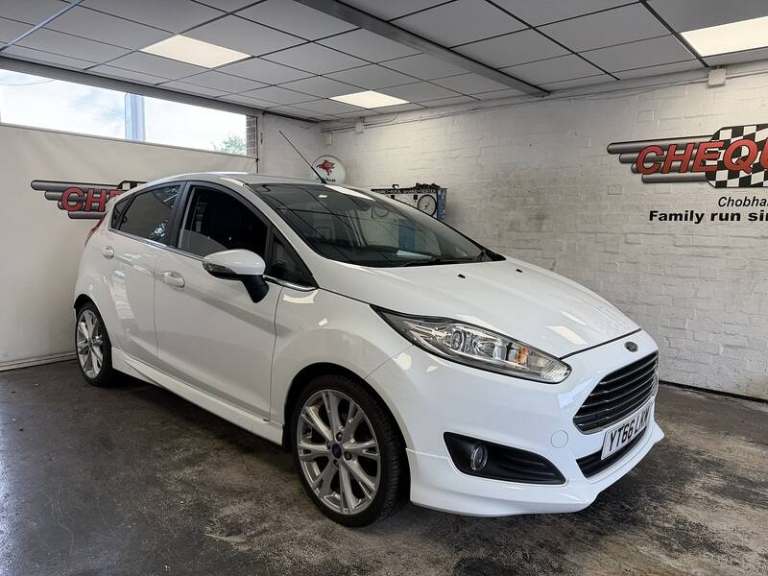 2016 Ford Fiesta T EcoBoost Titanium Hatchback Petrol Manual