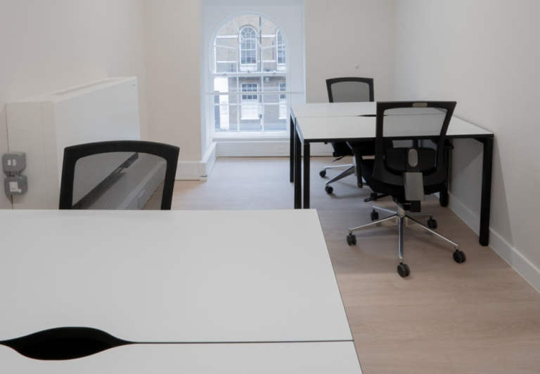 4 to 40 Person Private Office Suites to rent in *Marylebone*, Central London NW1