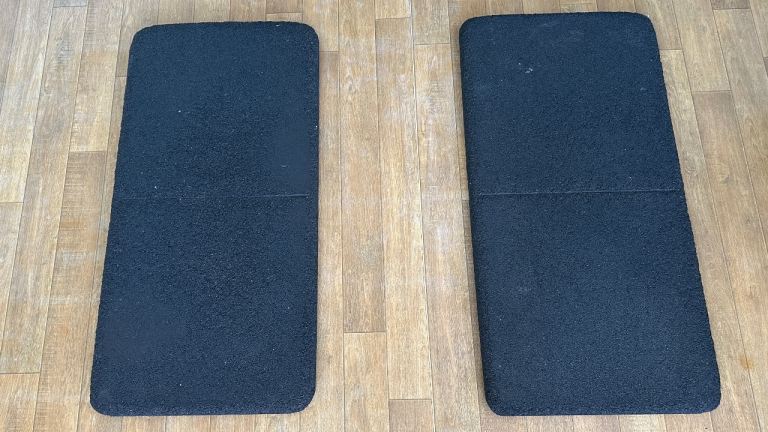 Rubber floor mats for weighted barbell
