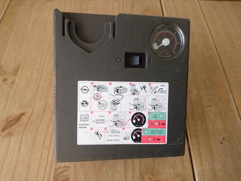 Car Tyre pump Inflator Air Compressor WILL DELIVER