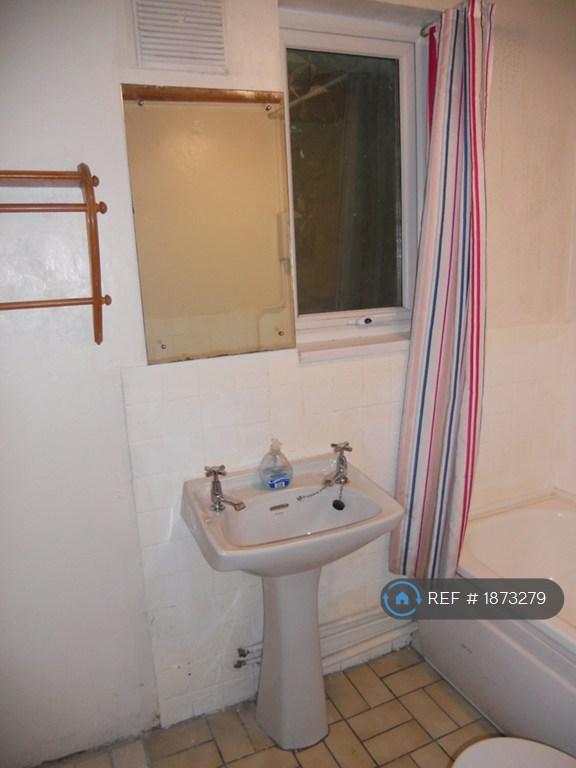 1 bedroom house in Jersey Road, Swansea, SA1 (1 bed) (#1873279)