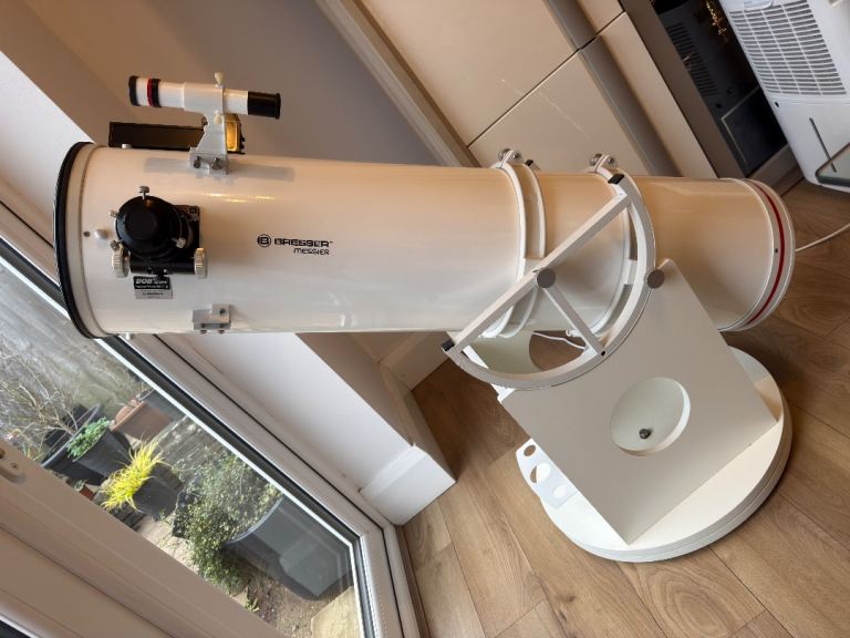 Bresser Messier 10” Dobsonian Telescope with extra accessories