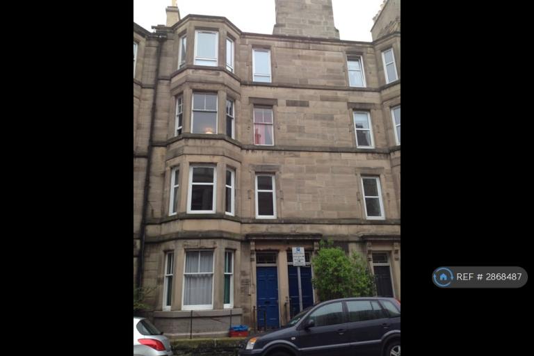 4 bedroom flat in Mertoun Place, Edinburgh, EH11 (4 bed) (#2868487)
