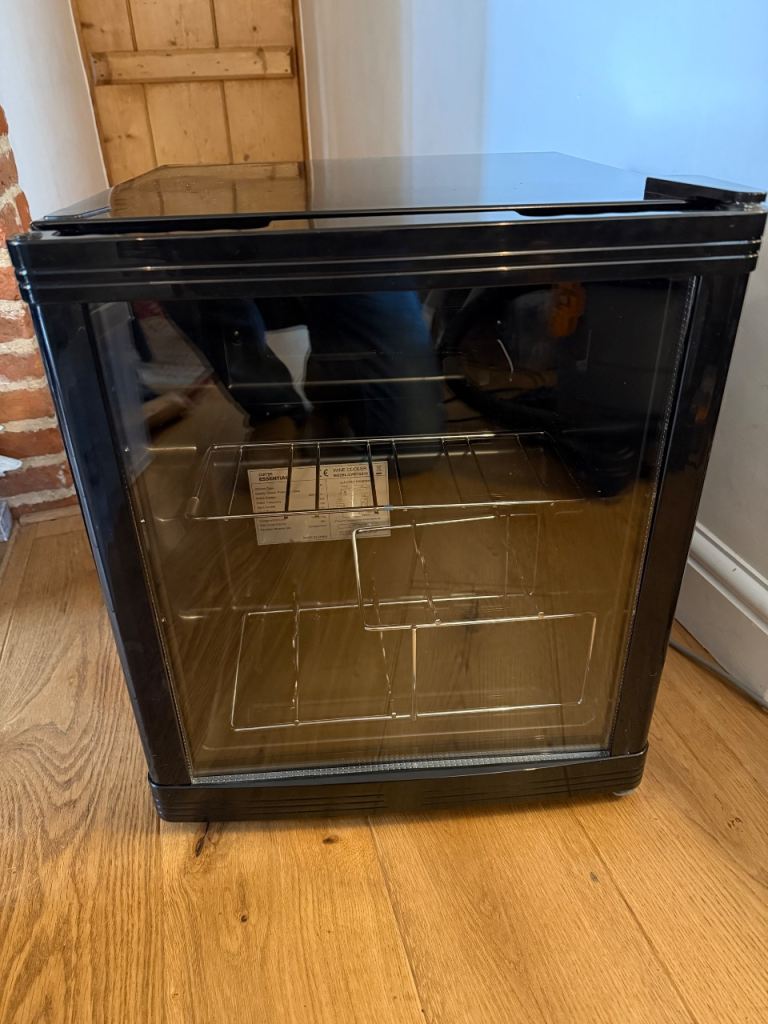 image for Curry’s Essentials Wine Cooler / Beer Cooler 