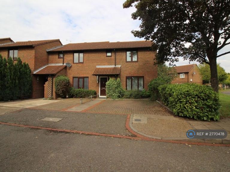 2 bedroom house in Sparrow Close, Hampton, TW12 (2 bed) (#2770478)