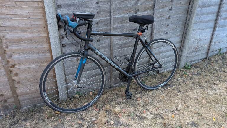 BTWIN Triban 500 road bike.