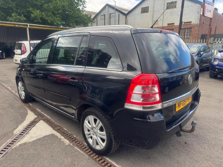 2009 Vauxhall Zafira 1.8i Elite 5dr MPV PETROL Manual