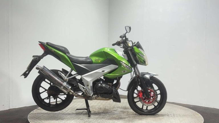 Kymco CK 2016 NON RUNNING PROJECT BIKE 125CC LEARNER SPARES OR REPAIR