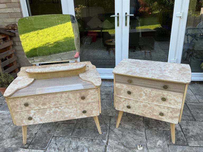 Vintage set of dressing table and chest of drawers.