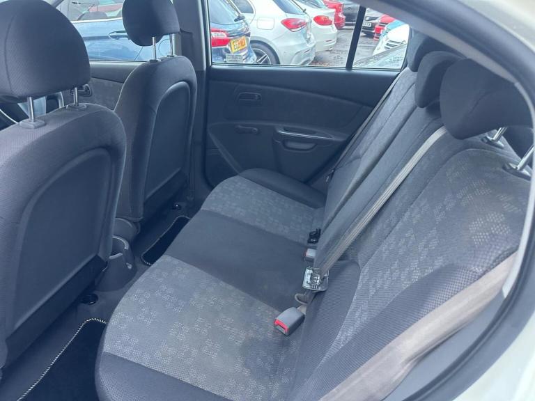 KIA RIO 1.4 5dr 2009