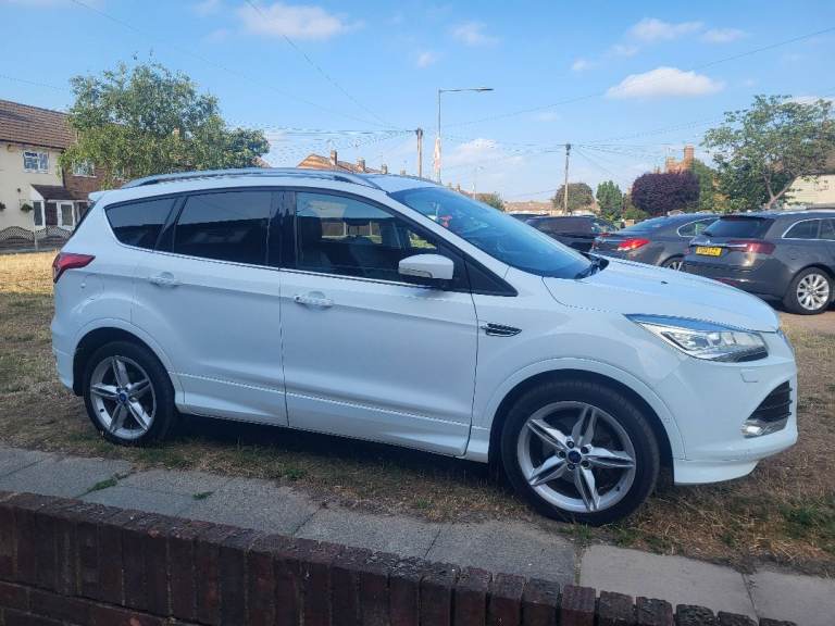 Ford, KUGA, Hatchback, 2014, Manual, 1997 (cc), 5 doors