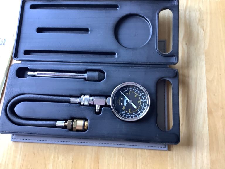 Clarke Diagnostic Professional Compression Tester CA350 14/18 Spark Plug Size