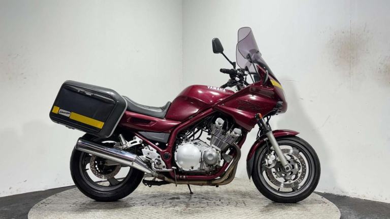 Yamaha XJ 1999 47K GOOD RUNNING PROJECT BIKE SPARES OR REPAIR 900CC