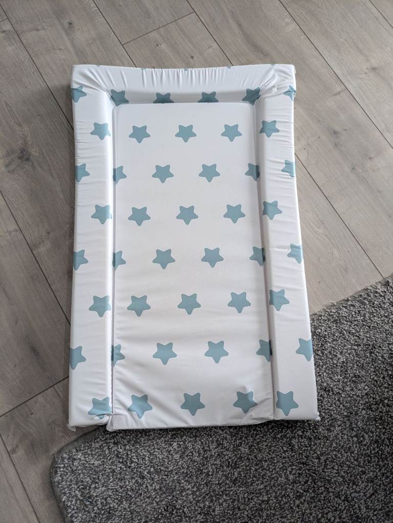 2x Baby Changing Mats – Excellent Condition (Smoke & Pet Free Home)