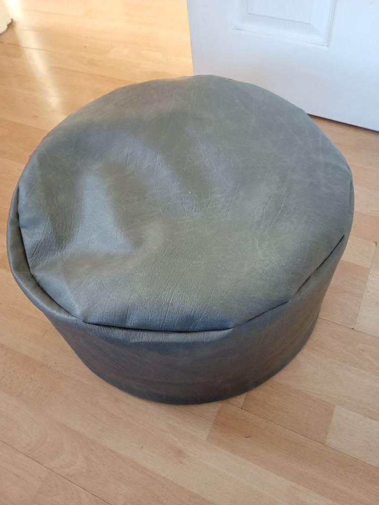 Grey Leather Pouffe – Good Condition
