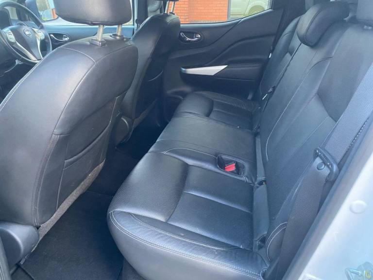 2017 Nissan Navara Double Cab Pick Up Tekna 2.3dCi 190 4WD Auto PICK UP DIESEL Automatic