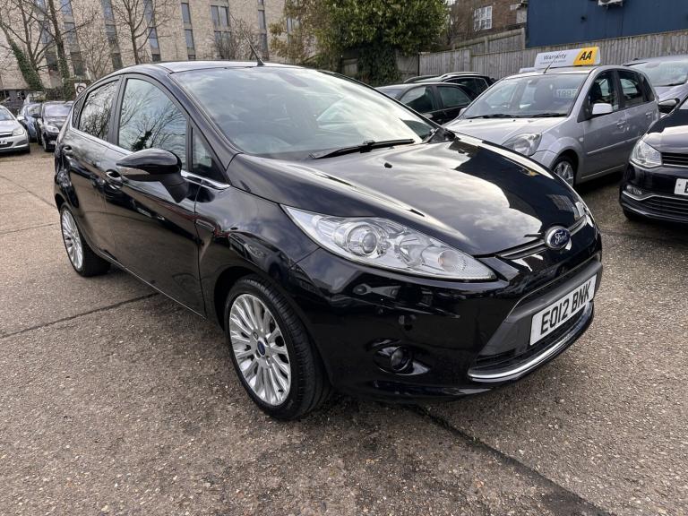 FORD FIESTA 1.4 Titanium 2012