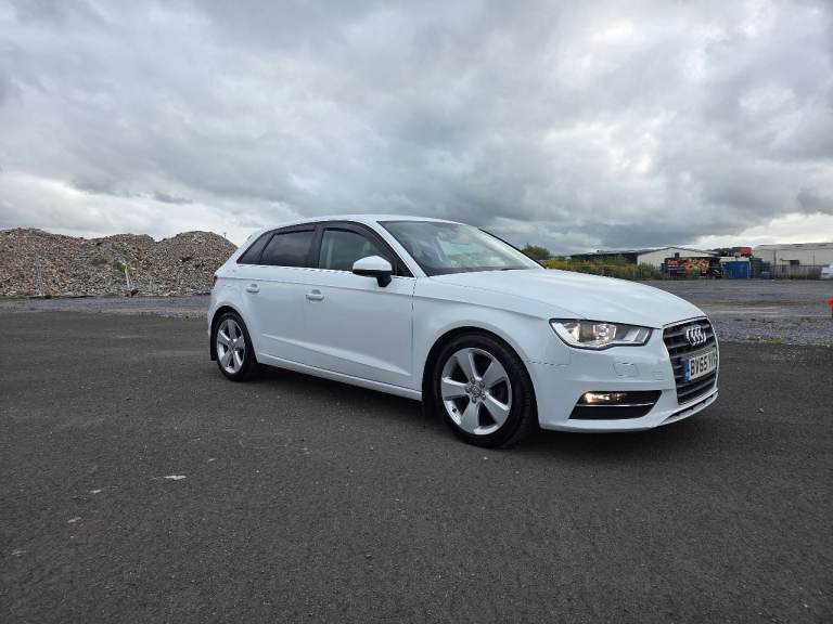 NO TEXTS Audi, A3, Hatchback, 2015, Manual, 1598 (cc), 5 doors