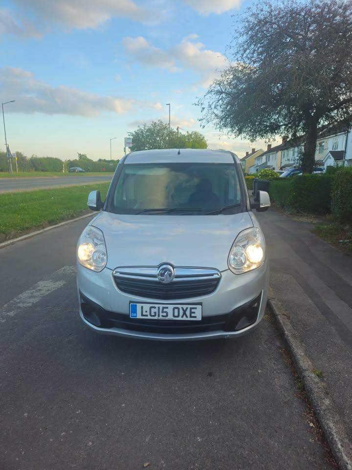 Vauxhall, COMBO, Van (2015), 1.3 CDTi 2000 16v Sportive, NO VAT, NEW MOT, AMAZING MPG