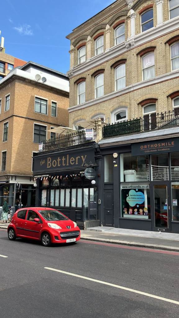 Large HMO in SW5; 8 rooms; large shared wc/showers; common room; 2 terraces