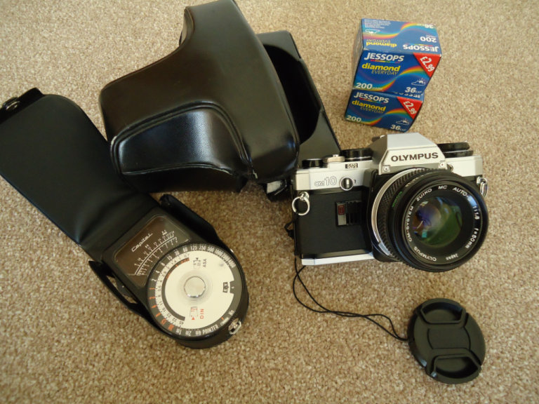 Olympus OM10